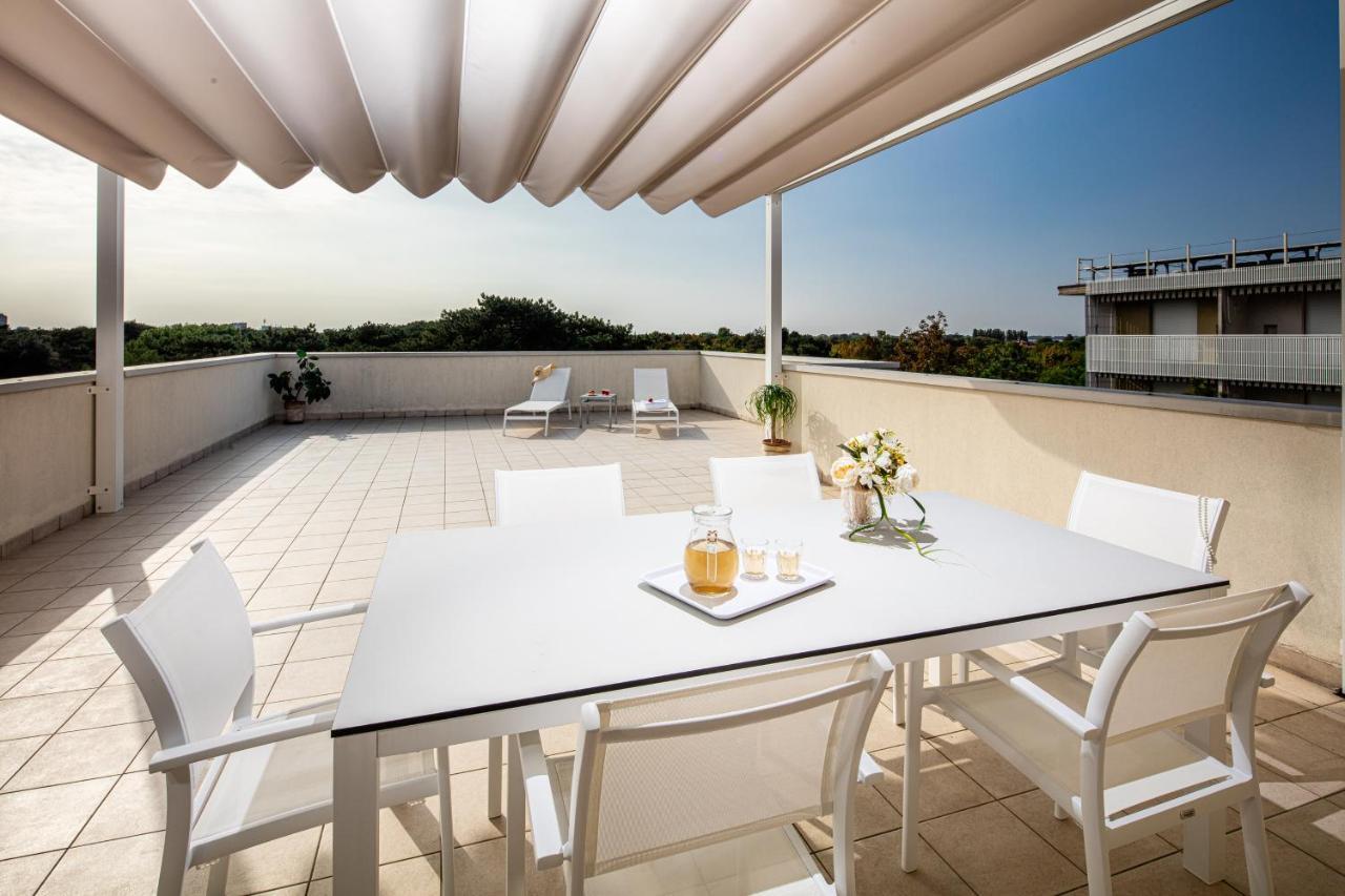 Residence Airone Lignano Sabbiadoro Exterior foto